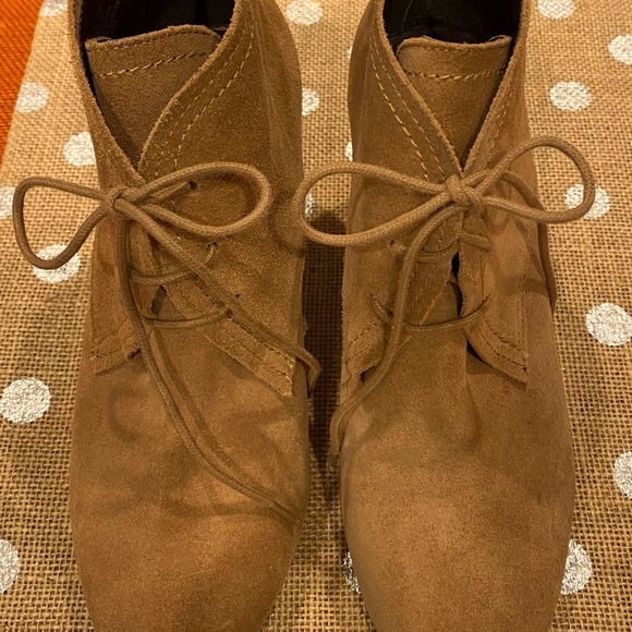 BCBG Beige Block Heel Tie Booties - Picture 3 of 5